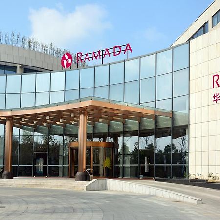 Отель Ramada Nanjing Нанкин Экстерьер фото