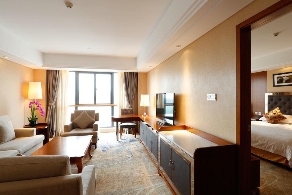 Отель Ramada Nanjing Нанкин Экстерьер фото